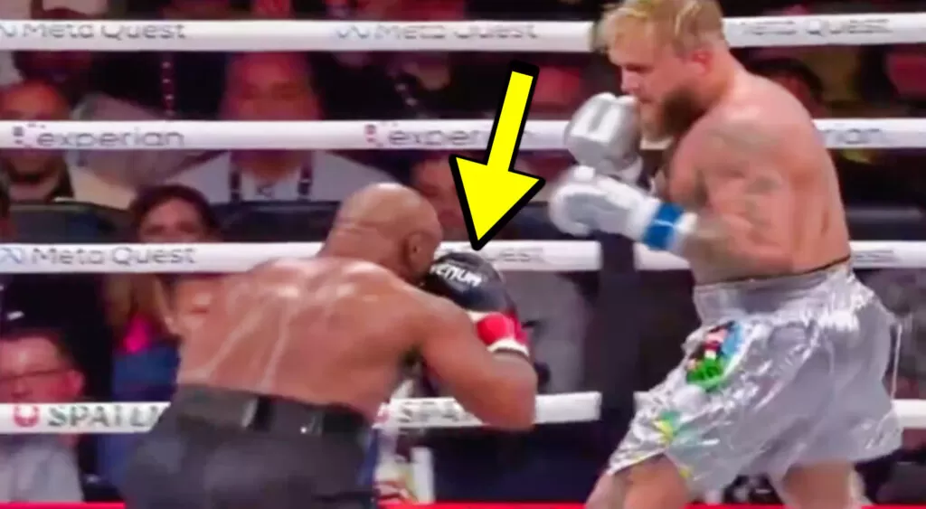 VIDEO: Detectives de redes sociales creen haber encontrado el momento exacto en el que Mike Tyson demostró accidentalmente que la pelea contra Jake Paul estuvo amañada