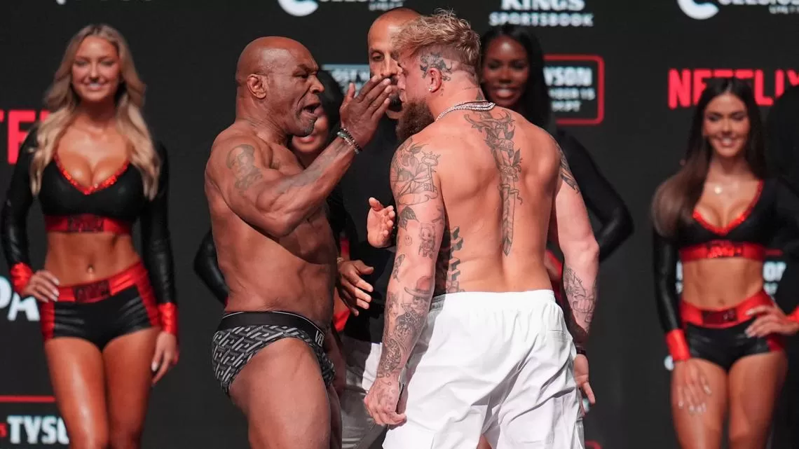 Jake Paul strikes out as villain in bout against Mike Tyson | fox61.com