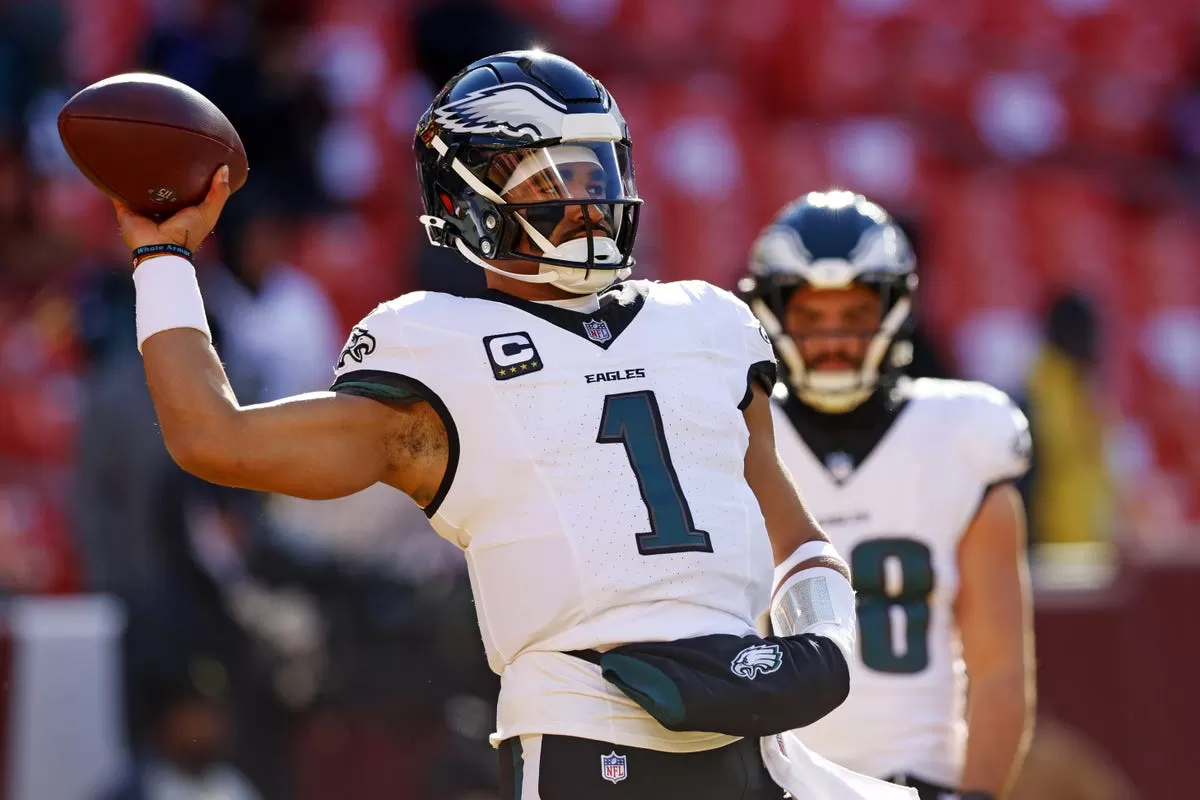 Jalen Hurts injury update: Eagles QB back in practice