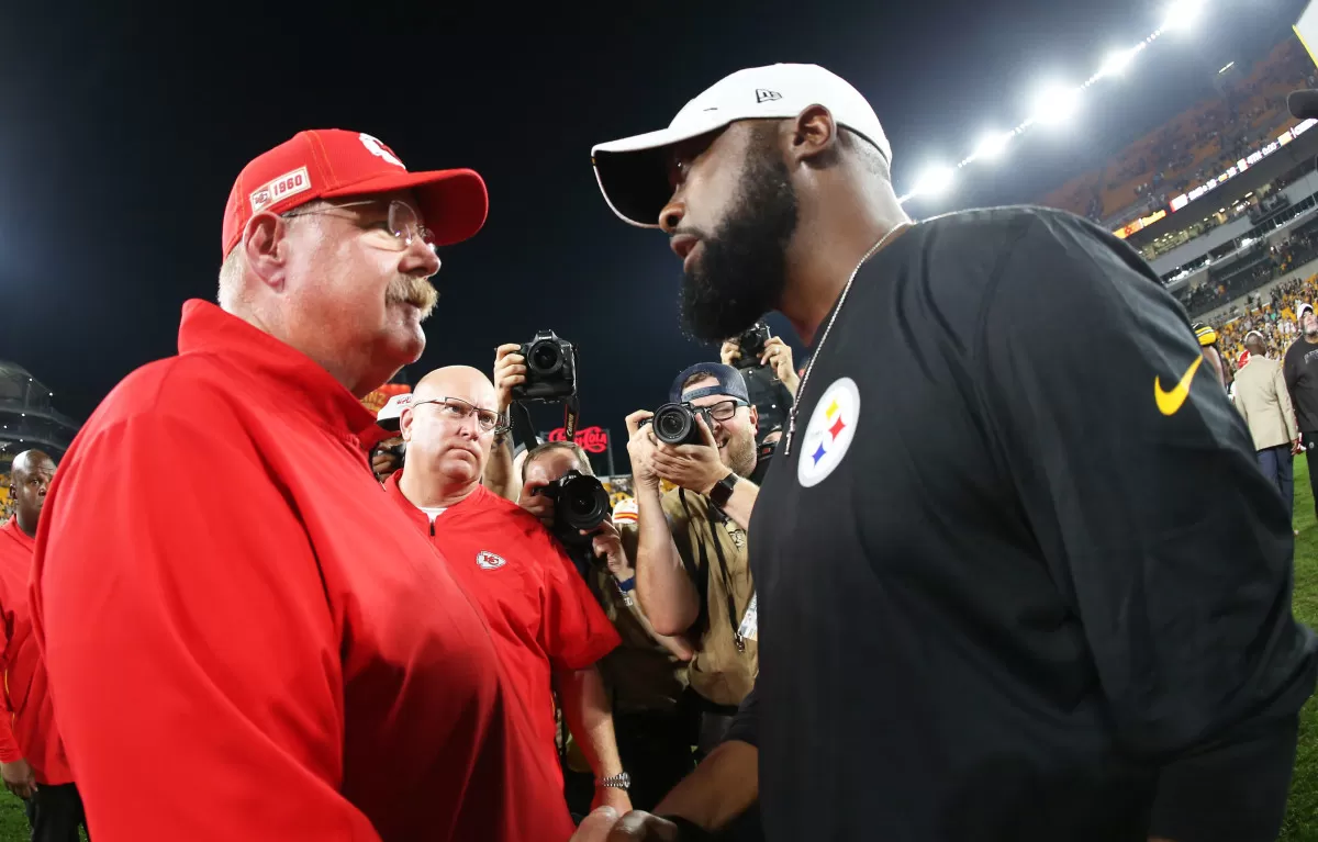 Chiefs React to Postgame Handshake Between Andy Reid, Mike Tomlin - Athlon  Sports