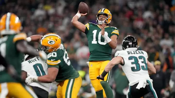 Packers Remain Historically Young For Wild-Card Game Against Eagles