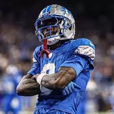 Jameson Williams Tonight: -5 Catches👀 -121 Receiving yards‼️ -1 Receiving touchdown🤩 -24.2 Yards per catch💨 -Primetime OT W💙🤍 The hype was real ladies and gentlemen😈 - Follow @jamozone for more content on