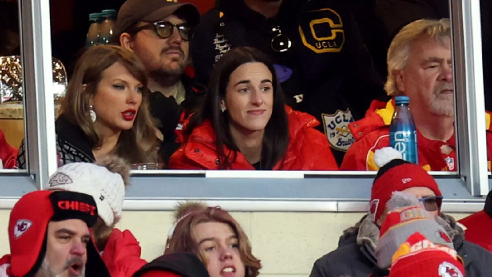 Taylor Swift and Caitlin Clark in the frame 