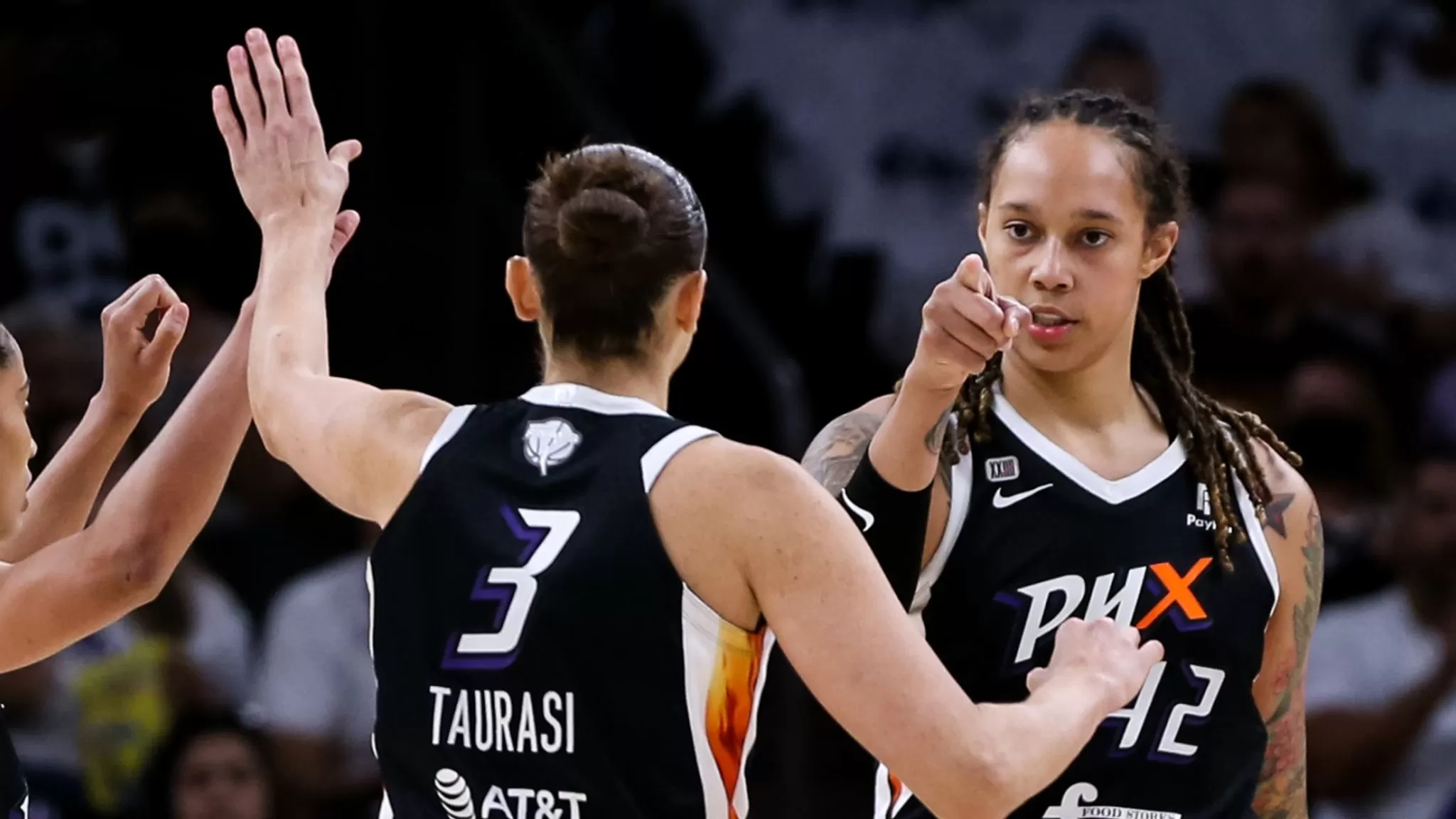 Brittney Griner and Diana Taurasi take over to even Finals series for Phoenix Mercury against Chicago Sky | NBA News | Sky Sports