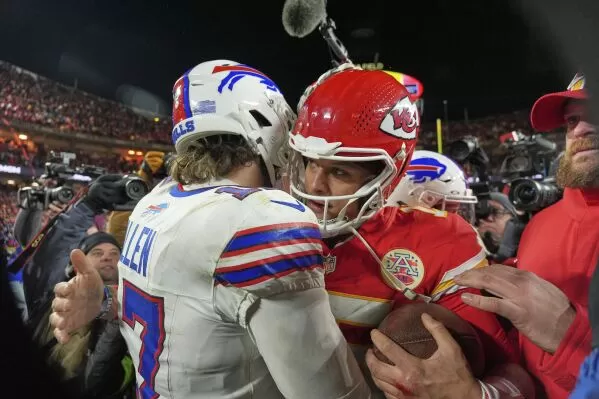 Once again, the Bills play the Chiefs down to the wire, only to come up  short of the Super Bowl | AP News