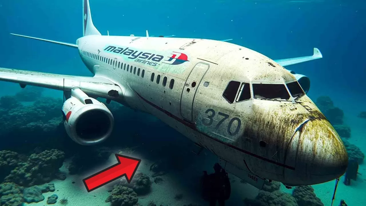 Scientists SHOCKING NEW Discovery Of Malaysian Flight 370 Changes Everything! - YouTube