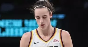 World reacts as Caitlin Clark is not happy with WNBA