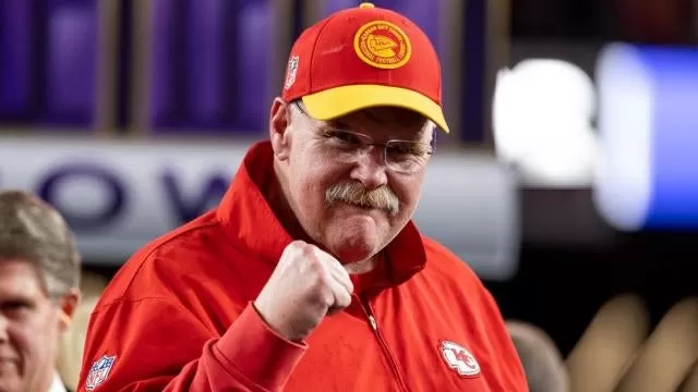 Chiefs owner confirms Andy Reid won't retire after Super Bowl vs. Eagles:  'I know how much fun Andy is having' - CBSSports.com