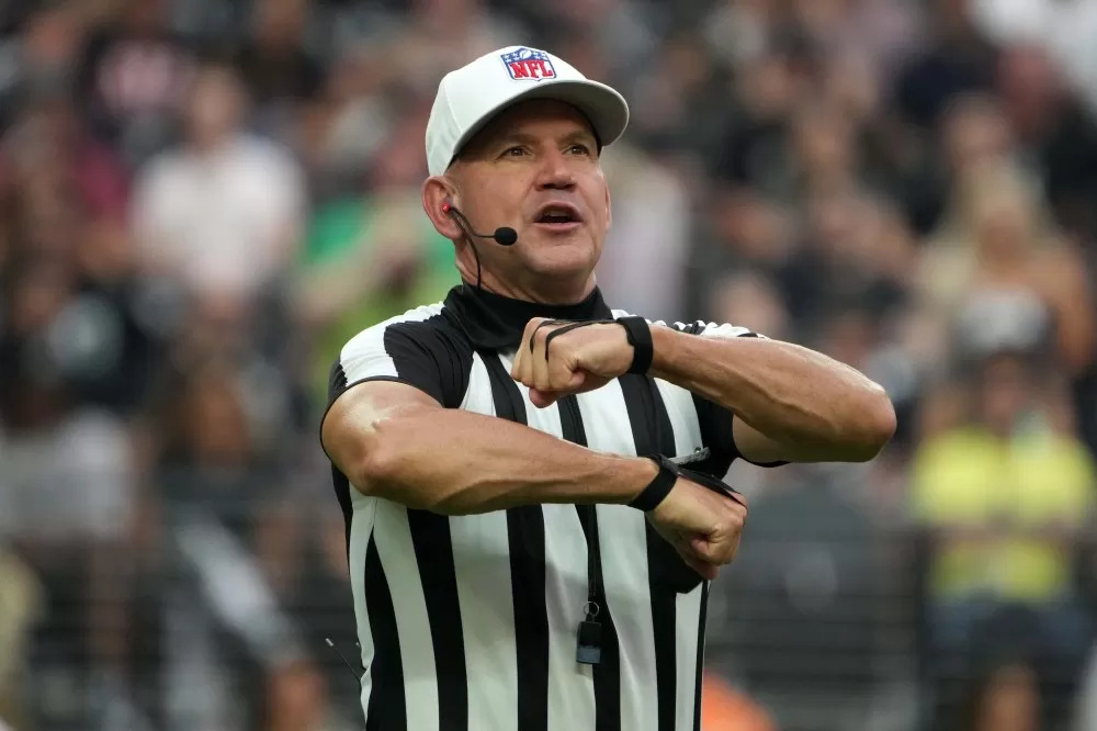 NFL Week 16: Referee Clete Blakeman assigned to Chiefs-Seahawks game