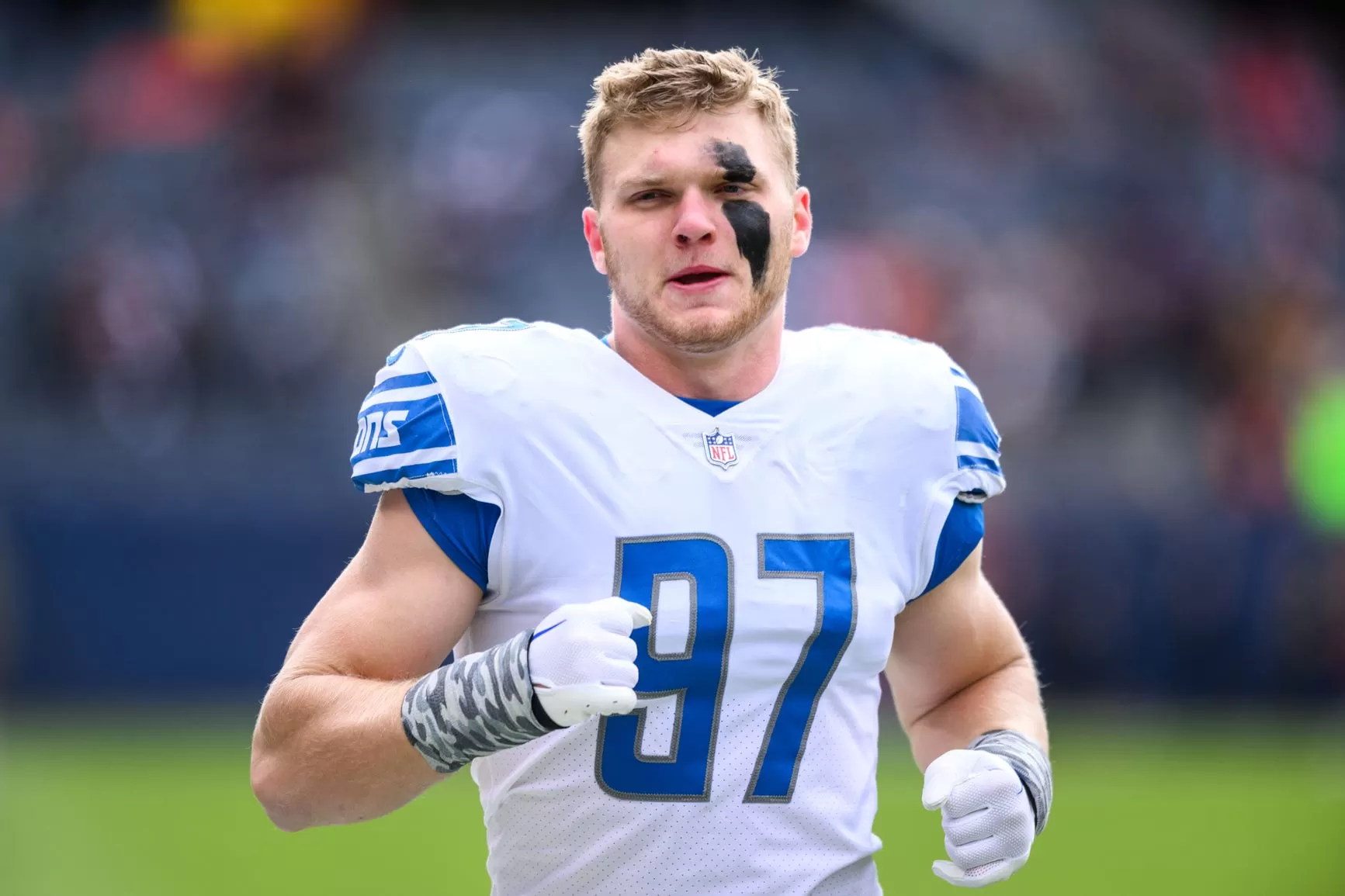 Detroit Lions' Aidan Hutchinson gets 'a little bit better every week'