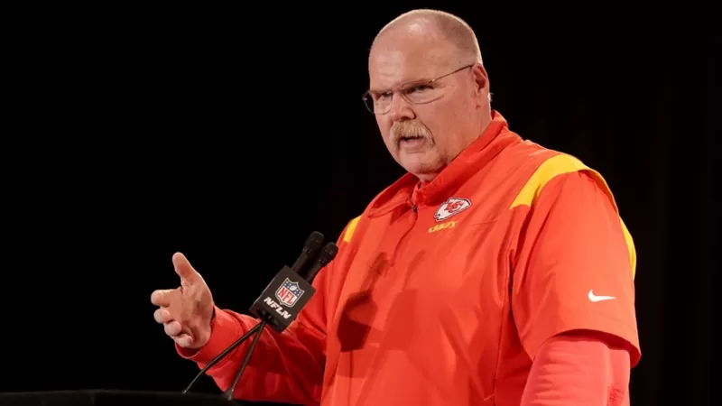 Andy Reid vs. Nick Sirianni: Who has the coaching edge going into Super  Bowl LIX? | DAZN News US