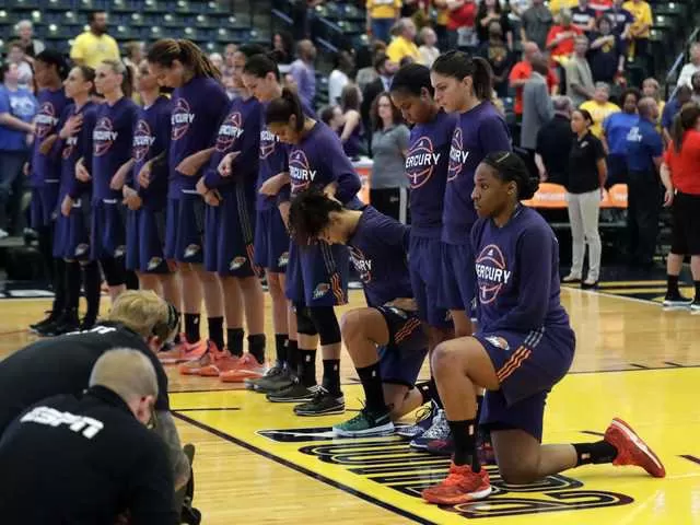 Anthem protests spread to colleges, WNBA player sits - Statesboro Herald