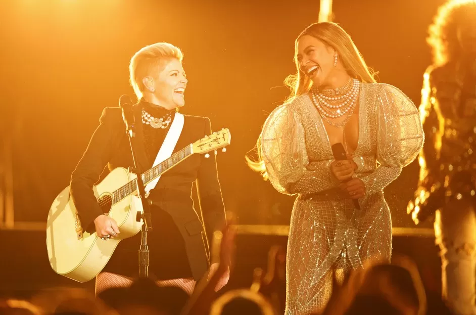 CMA Awards 2016: Beyonce & Dixie Chicks' 'Daddy Lessons' Draws Twitter Reaction | Billboard