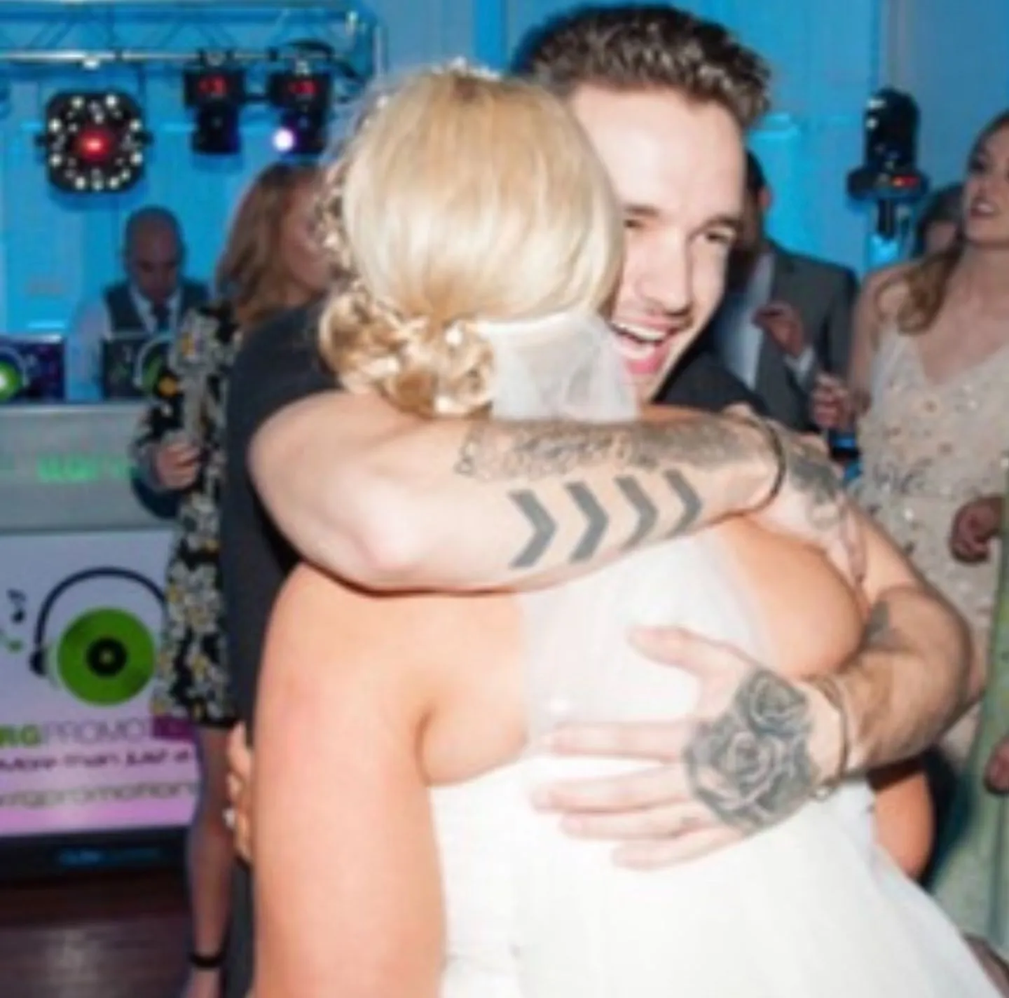 La devastada hermana de Liam Payne, Ruth, rompe el silencio en una emotiva declaración al publicar fotos nunca antes vistas de la fallecida estrella | The Sun
