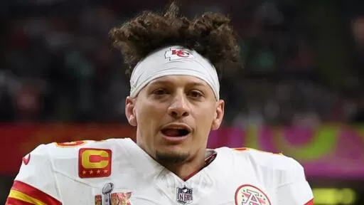 NFL Makes Surprising Final Decision On Jalen Carter's Punch To The Face Of Patrick Mahomes During Super Bowl LIX - NewsBreak