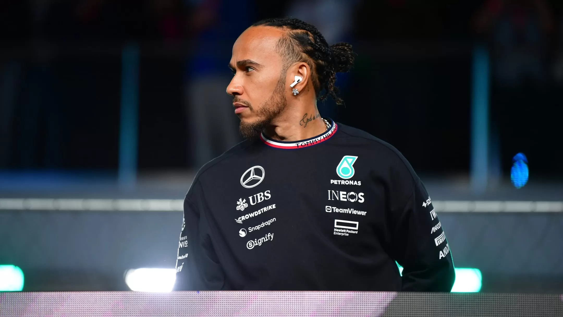 Guenther Steiner urges Lewis Hamilton to not waste time on negativity over  Ferrari switch | Yardbarker