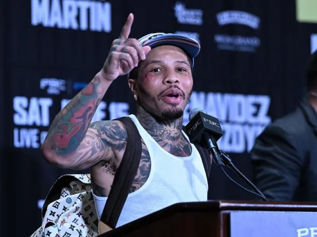 Gervonta 'Tank' Davis says he'll retire after 2025 because boxing "is trash, trash" - Yahoo Sports