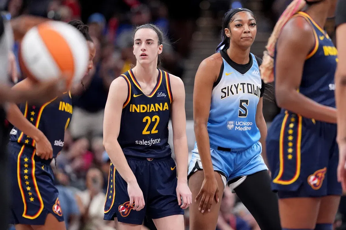 Caitlin Clark humilla a Angel Reese una vez más en la última revelación de una empresa de 2,6 millones de dólares - EssentiallySports