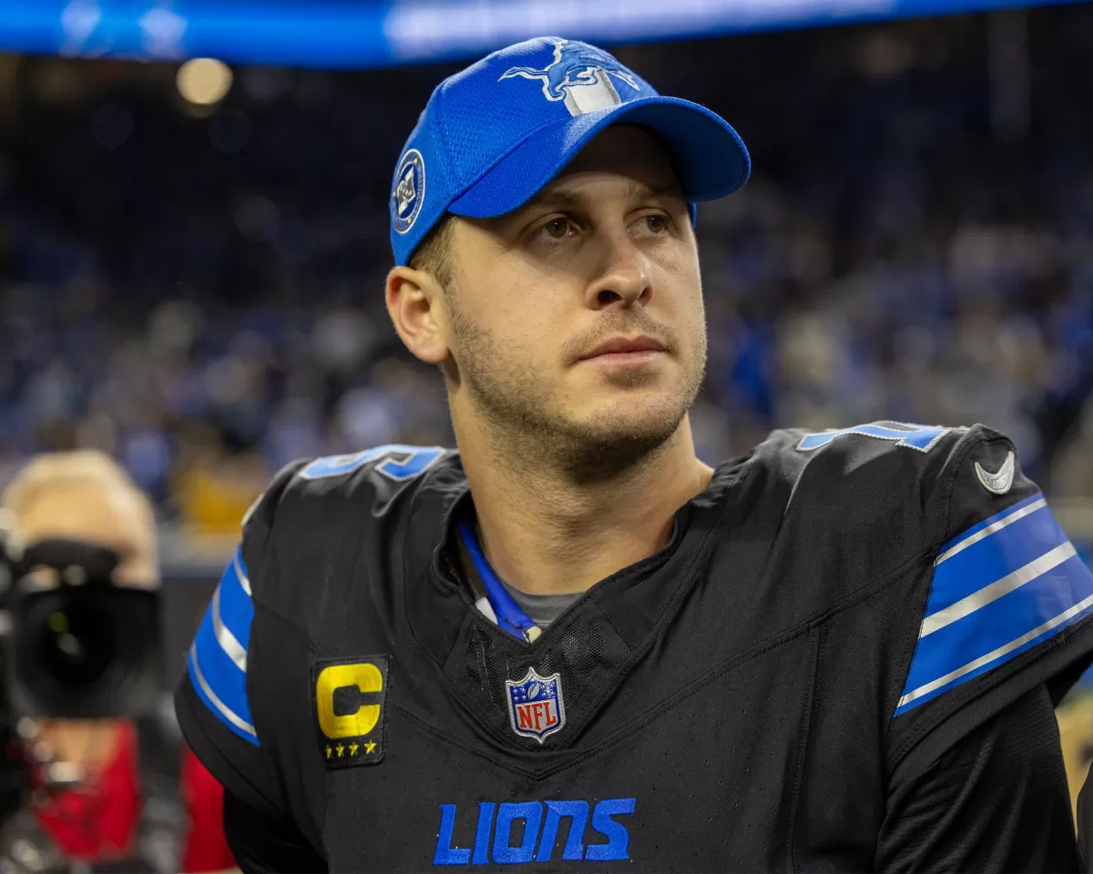 Lions' Jared Goff Surpasses Tom Brady With Milestone Achievement vs.  Vikings - Athlon Sports