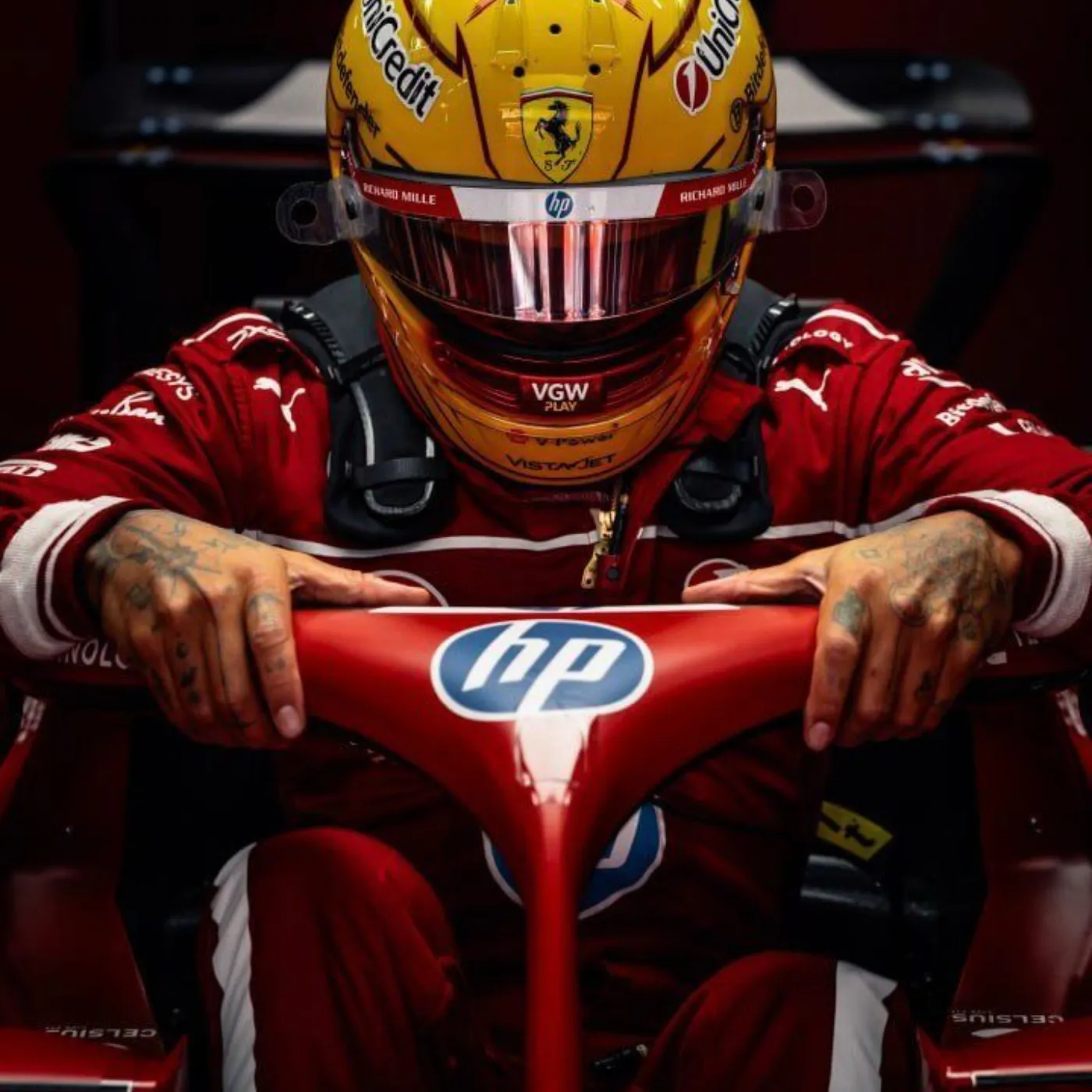 Hamilton cree que Ferrari le ayudará a batir el récord mundial
