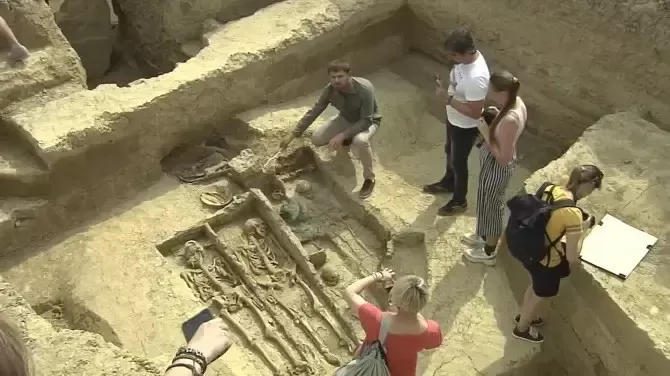 Ancient tomb of wealthy warrior and his family from 1,500 years ago discovered in ancient Russian city