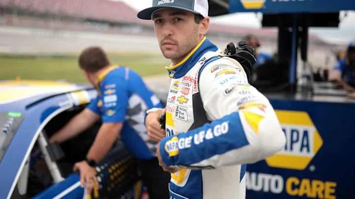 Engine Issues Plague Playoff Contender Elliott at Kansas on Saturday