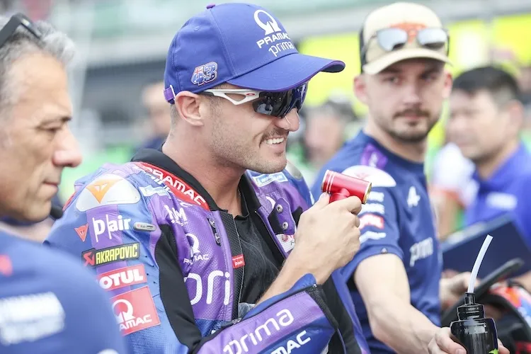 Miller debuta en GP con Yamaha como carenado / MotoGP - SPEEDWEEK.com