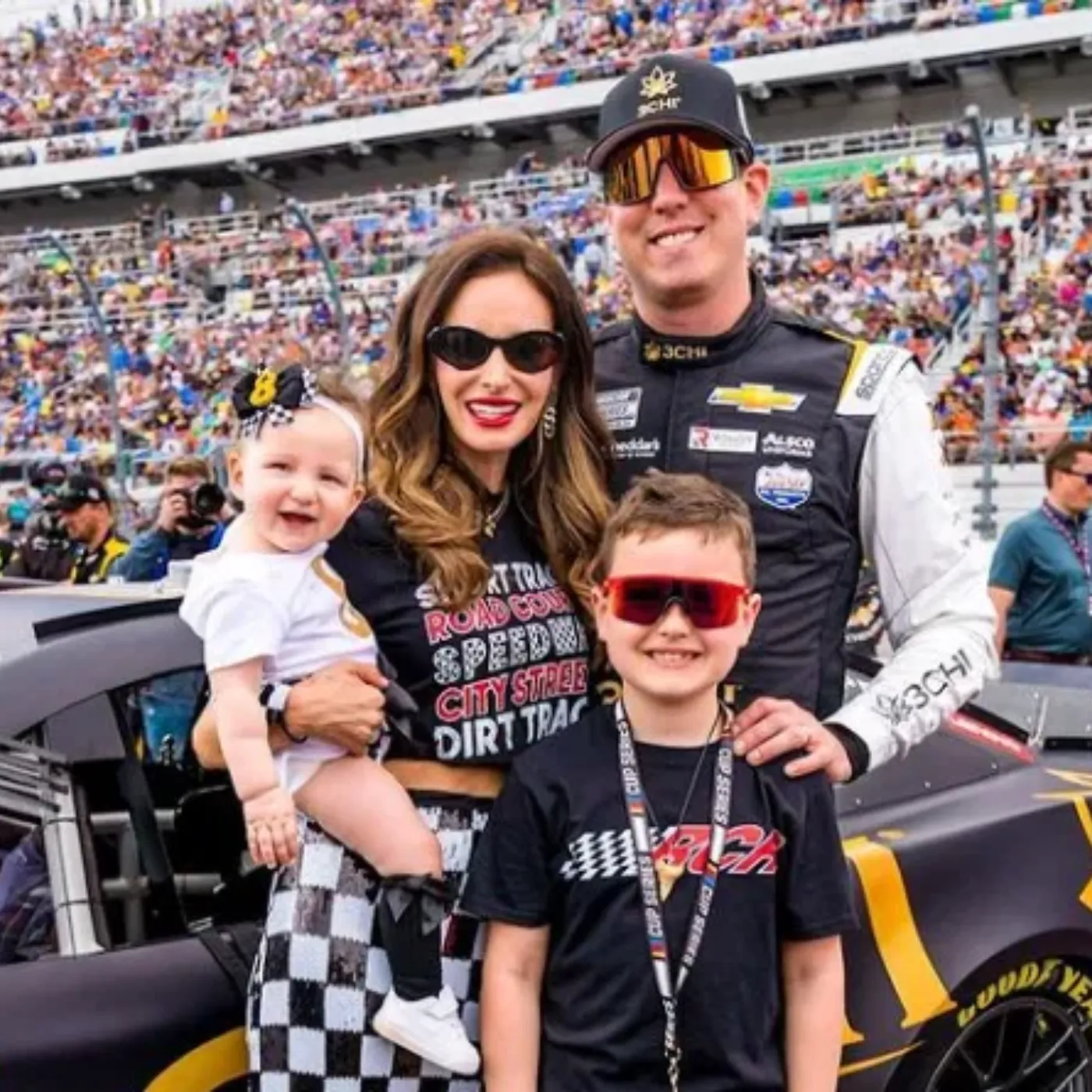 Kyle Busch Secures an Unexpected Victory at Phoenix Raceway!