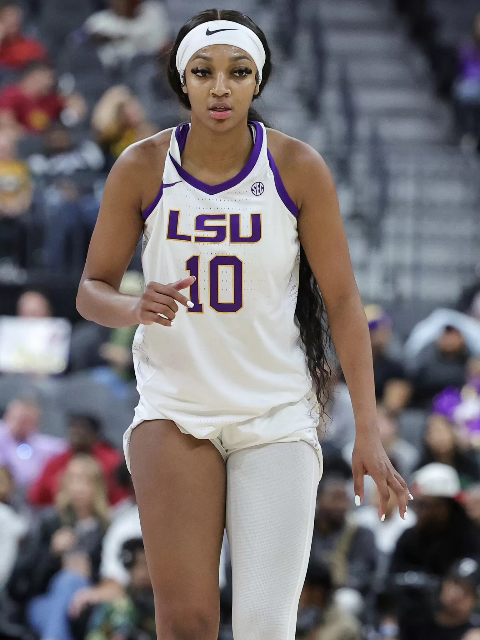 Yahoo Sports on X: "Angel Reese is not with LSU for their game tonight vs. Southeastern Louisiana, per LSU Sports Radio Network. https://t.co/WmlEfHYSV6" / X