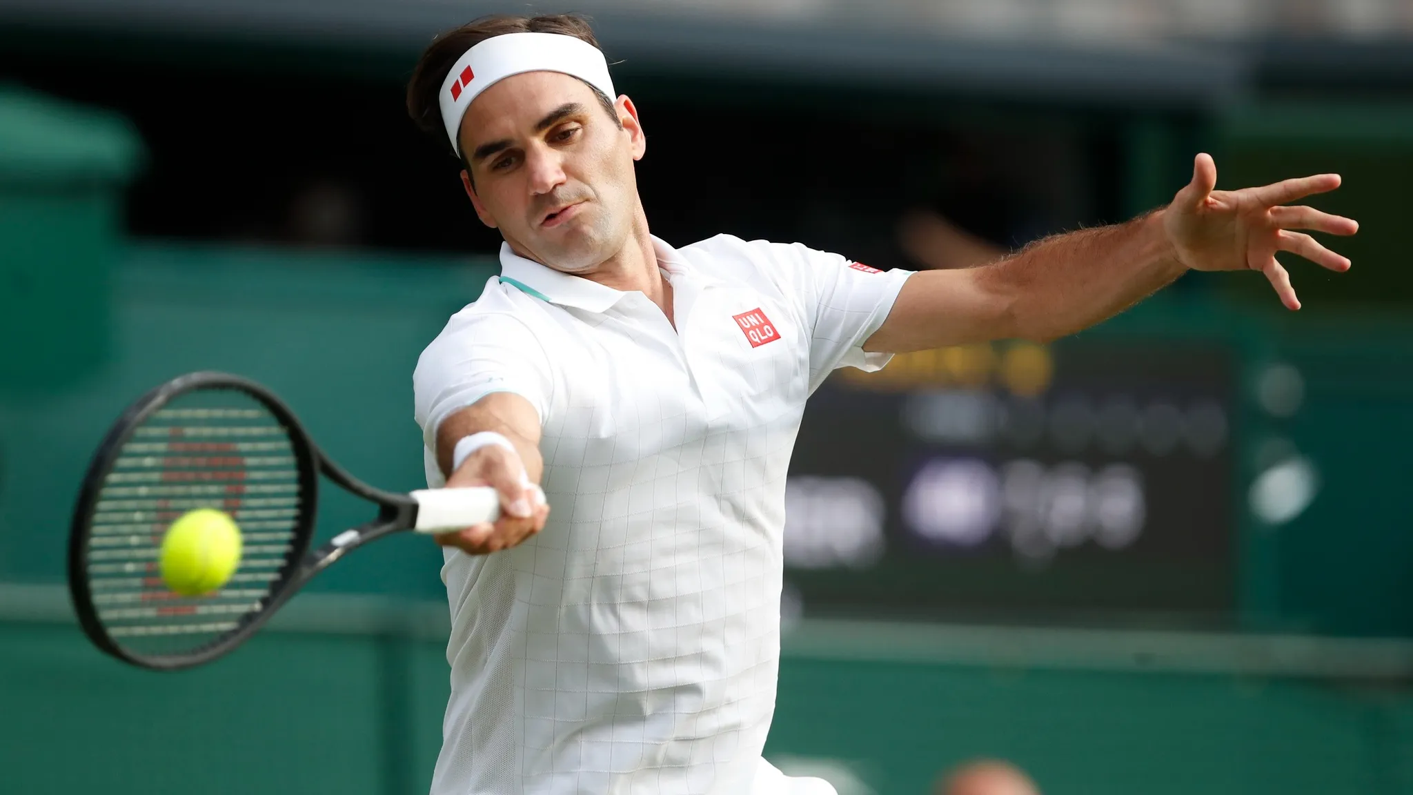 Roger Federer đối mặt với nguy cơ 'văng' khỏi bảng xếp hạng ATP