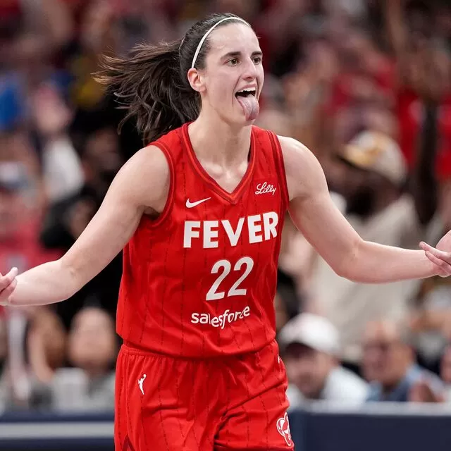 Caitlin Clark's new stance as rival basketball league try to entice WNBA superstar - Basketball - Sports - Daily Express US