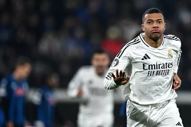 Elon Musk's aim to make Liverpool a Dream Team: Mbappé, Isak and superstars on the way? - Photo 1.