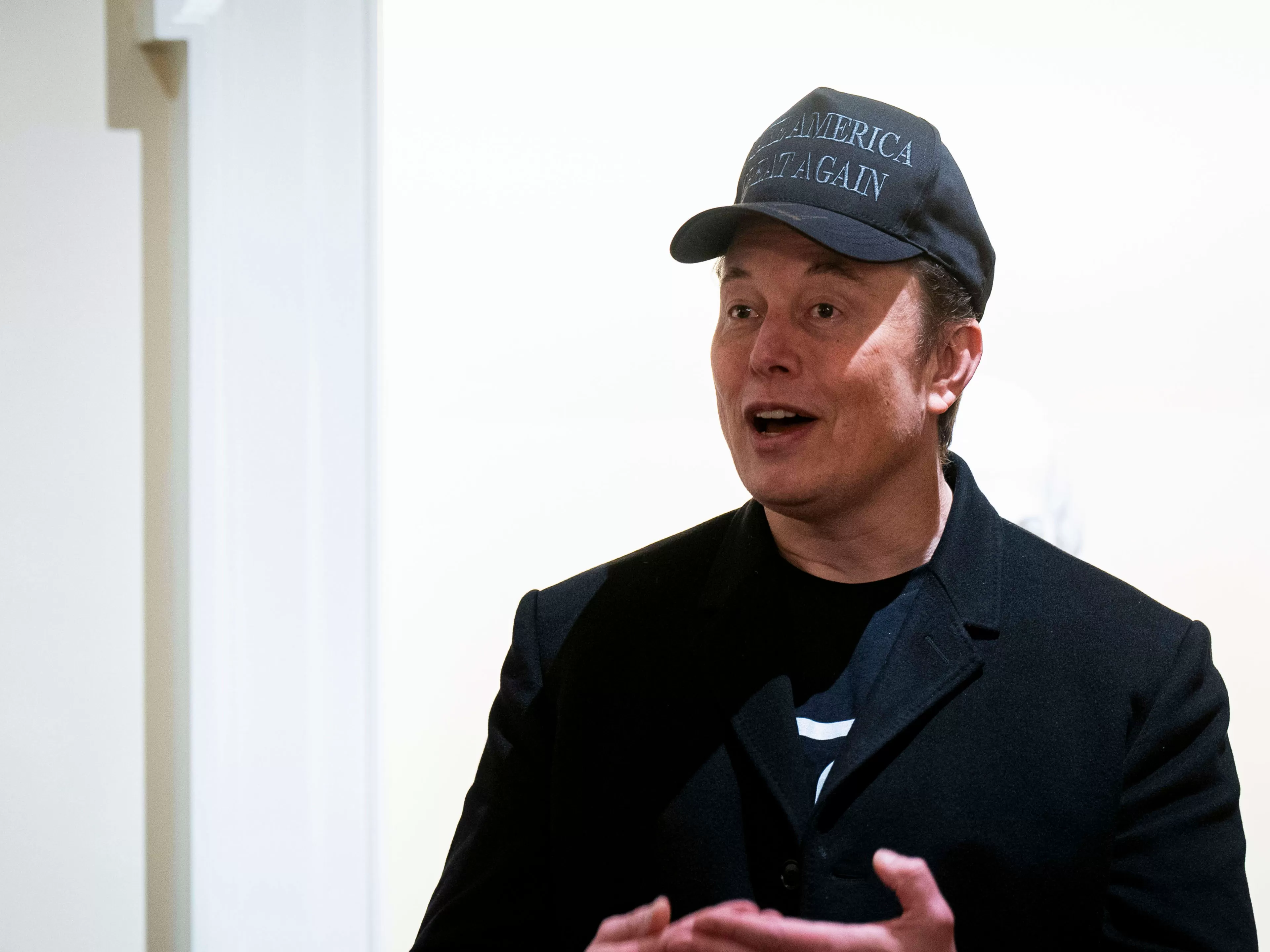 Elon Musk está "obsesionado con tener más hijos": Fuente