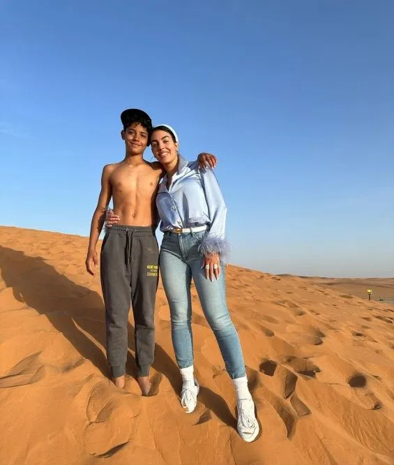 Cristiano Ronaldo spent a relaxing Sunday with his family