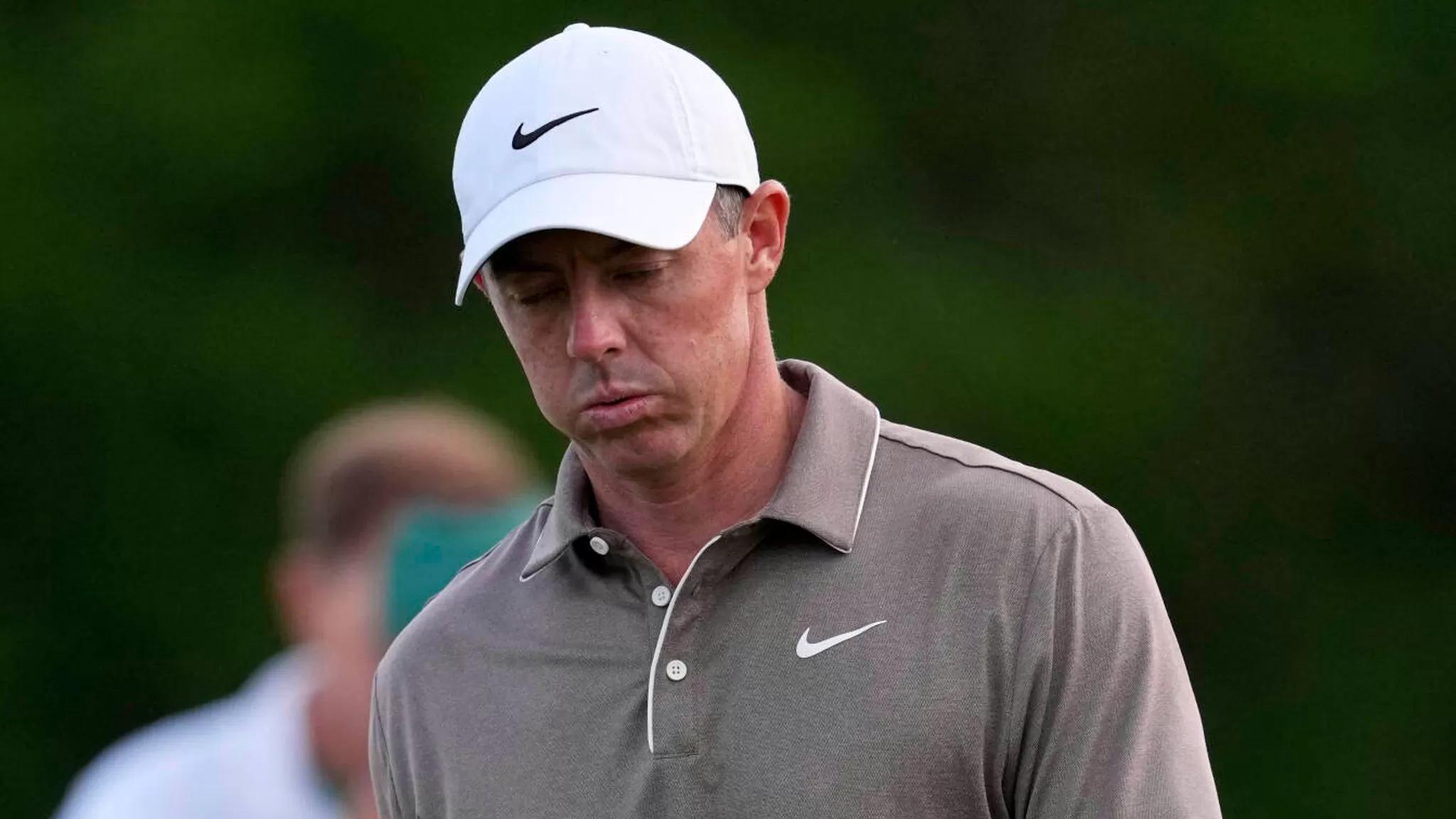 The Masters: Rory McIlroy fails to build on fast start to Grand Slam push  at Augusta National | Golf News | Sky Sports