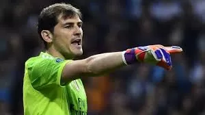 Iker Casillas deja el Real Madrid: Pérez revela plan de "purga" | Vietnam+ (VietnamPlus)