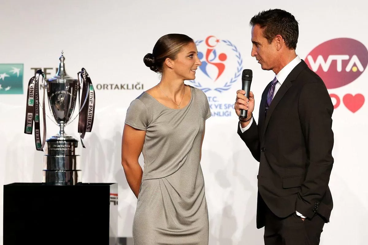 Cover Image for After making her love life public, Sara Errani received strong support from her family and friends. In particular, her father made an “UNEXPECTED GESTURE” that demonstrated unconditional love and acceptance. Despite mixed media reactions, Sara felt freer and stronger thanks to the support of those closest to her.